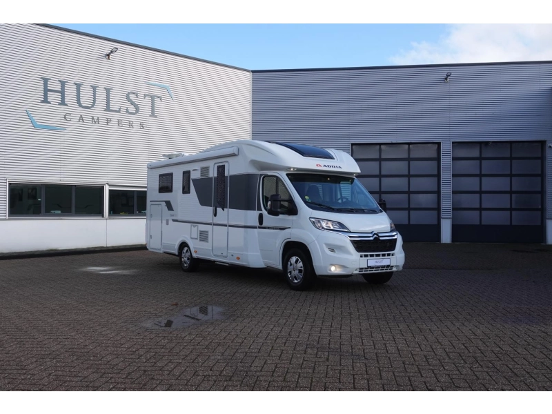 Adria Coral 670 SL 
