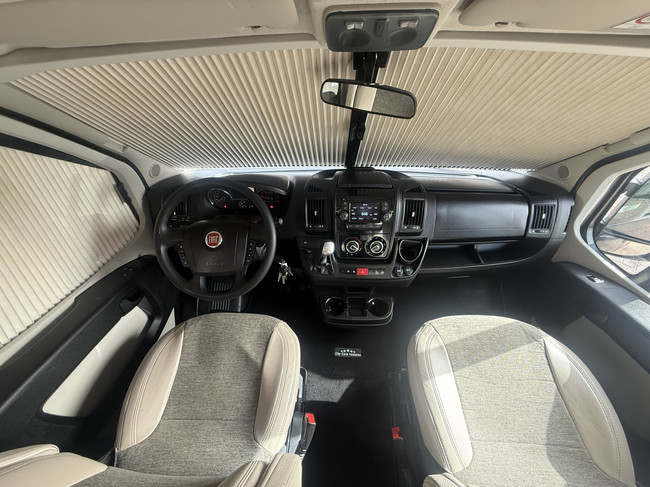 Karmann dexter 625 automatik 150 ps kastenwagen l&auml;ngsbetten klimaanlage leder markise anh&auml;ngerkupplung lmv 16 zoll remis plisse foto: 8
