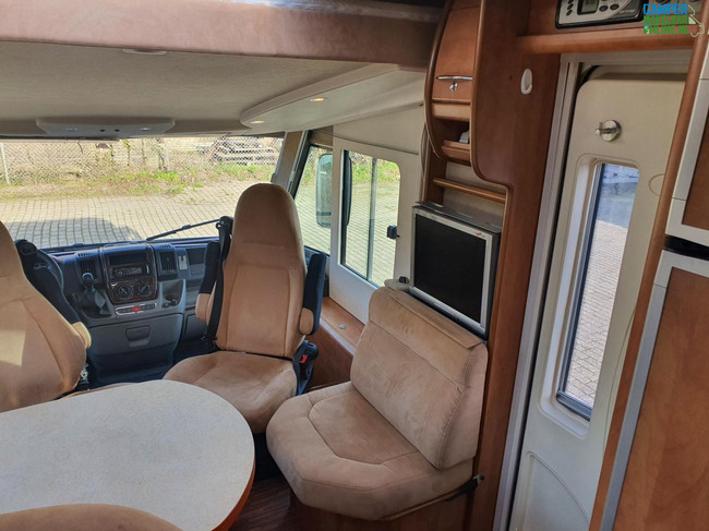 Carthago Chic C-Line 4.8I foto: 8