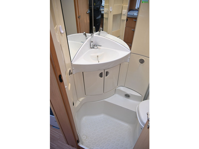 Knaus Südwind NL Premium Line 450TU foto: 16