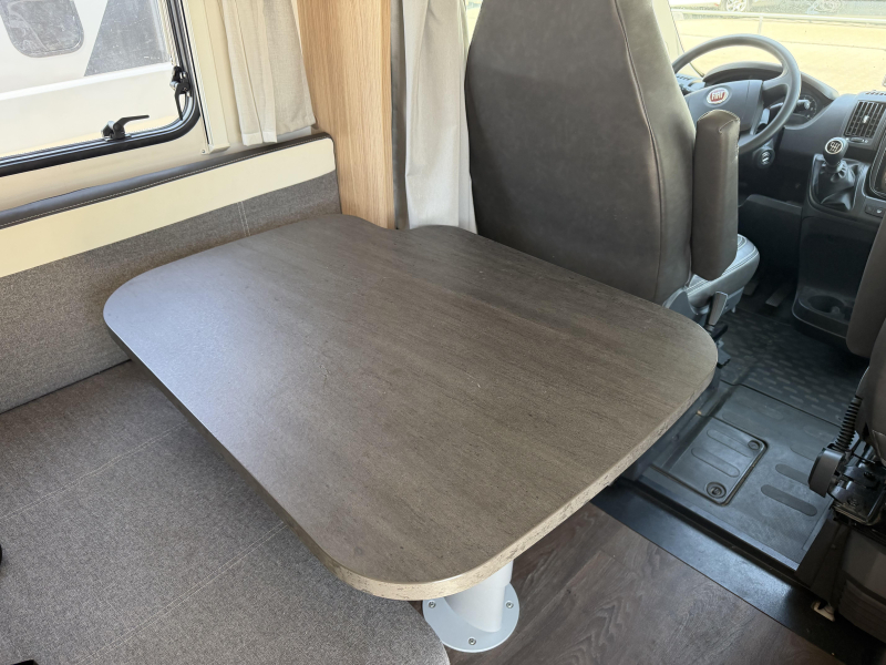 Sunlight T 69 L Queensbed - Hubbett Foto: 4