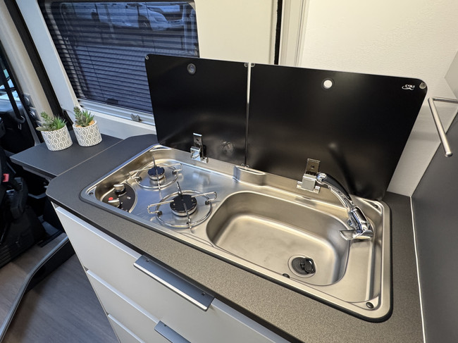 Adria Twin Supreme 640 SLB 160 pk AUTOMAAT 9-Traps Euro6 Fiat Ducato Maxi 4250 kg **Enkele lengtebedden/4 zitplaatsen/XXL Koelkast/Dak foto: 12