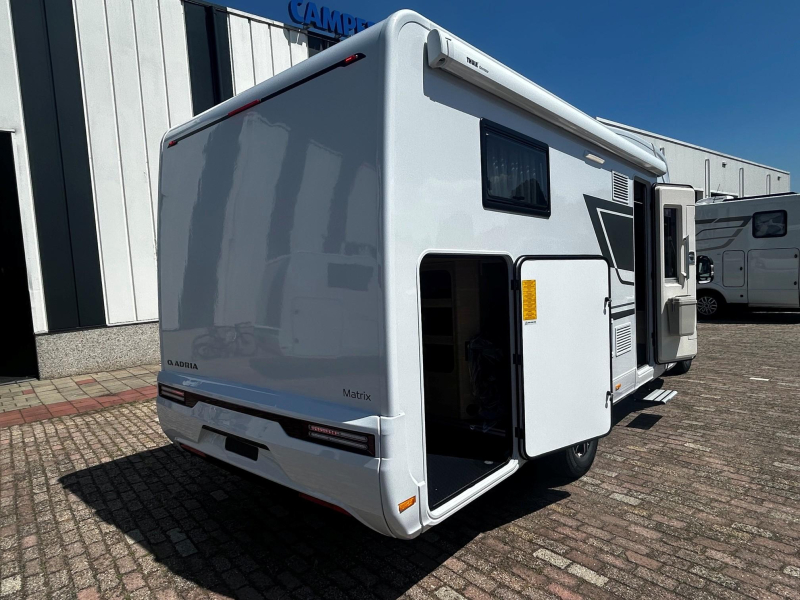 Adria Matrix Axess 650 DL Benelux, Automaat  foto: 2