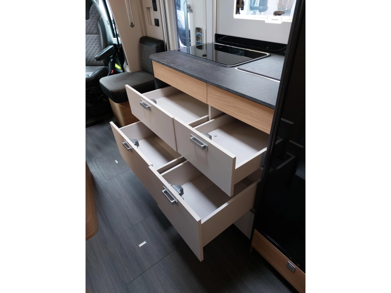 Adria Matrix 600 SL Lengtebed/Hefbed/Tv/Accu  foto: 9