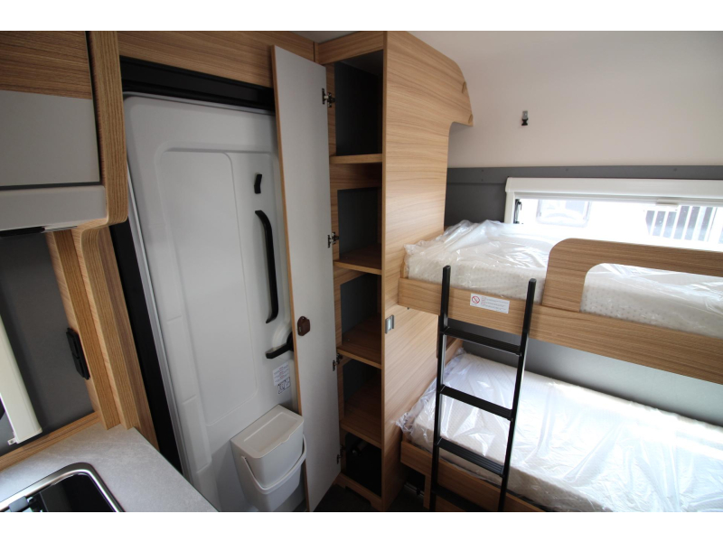 Dethleffs Camper 560 FMK Summer Edition + Airco!  foto: 15