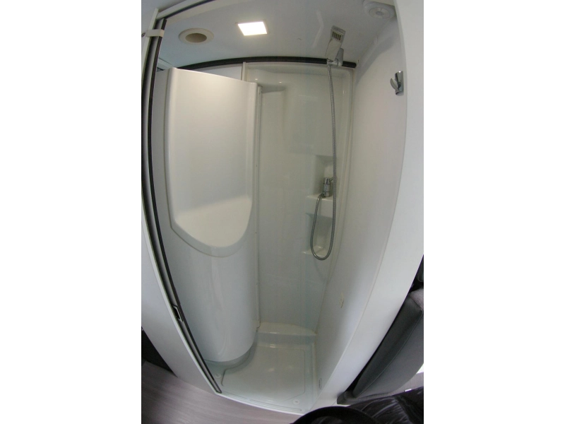 Adria Supreme 640 SLB Enkele bedden, panorama.  foto: 16