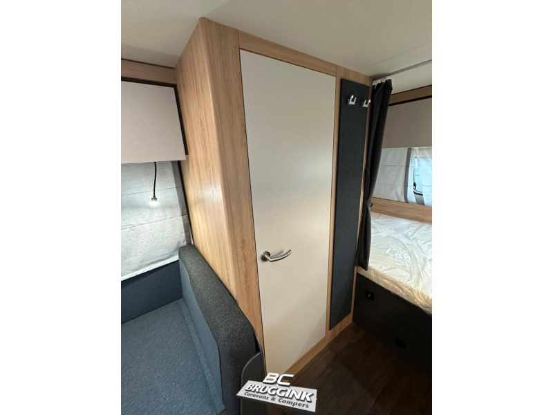 Knaus Sport 420 QD Querbetten 210 CM LANG! Foto: 10