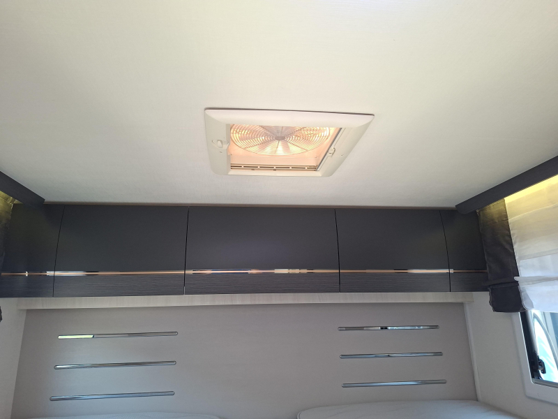 &iexcl;Challenger Premium 287 GA la autocaravana familiar ideal! foto: 17