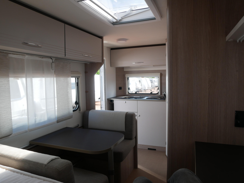 B&uuml;rstner Premio Life 425 TS Mover, Vorzelt Foto: 13