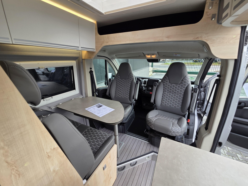Clever Runner 640 Long bed 205 cm! Leather photo: 1