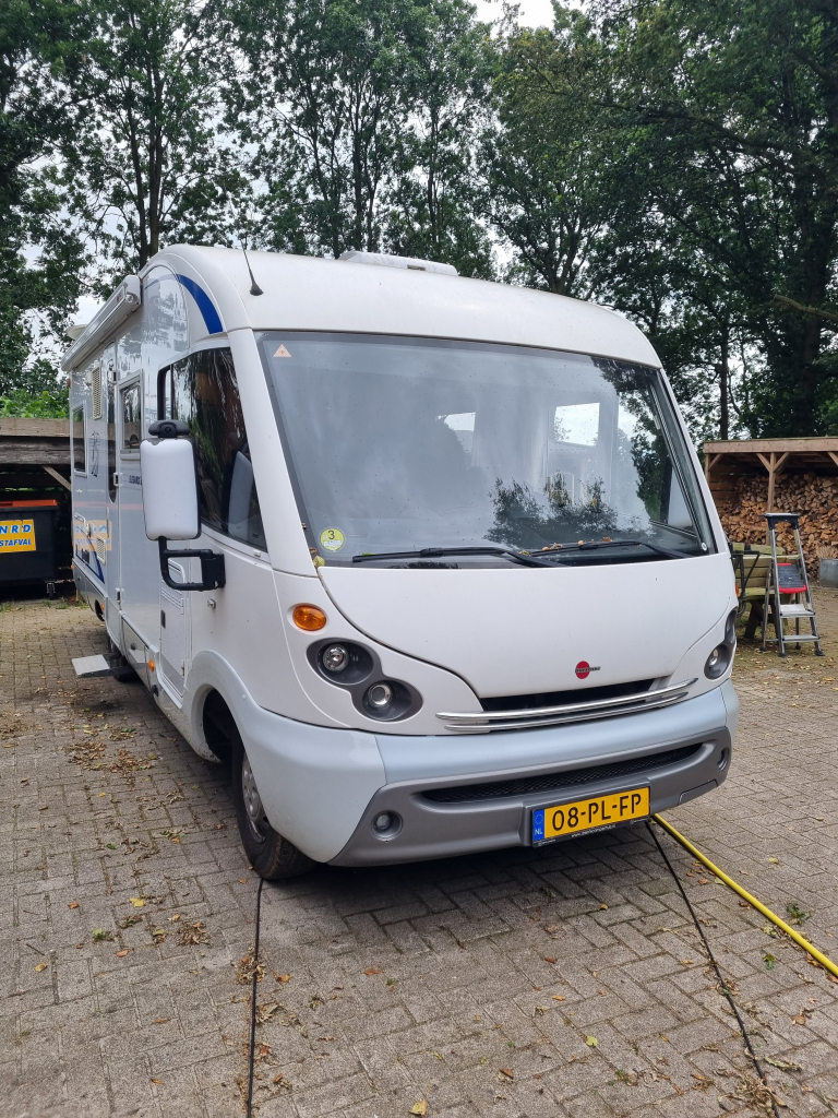 Bürstner Elegance 685 Zelfvoorzienend met extra luxe.