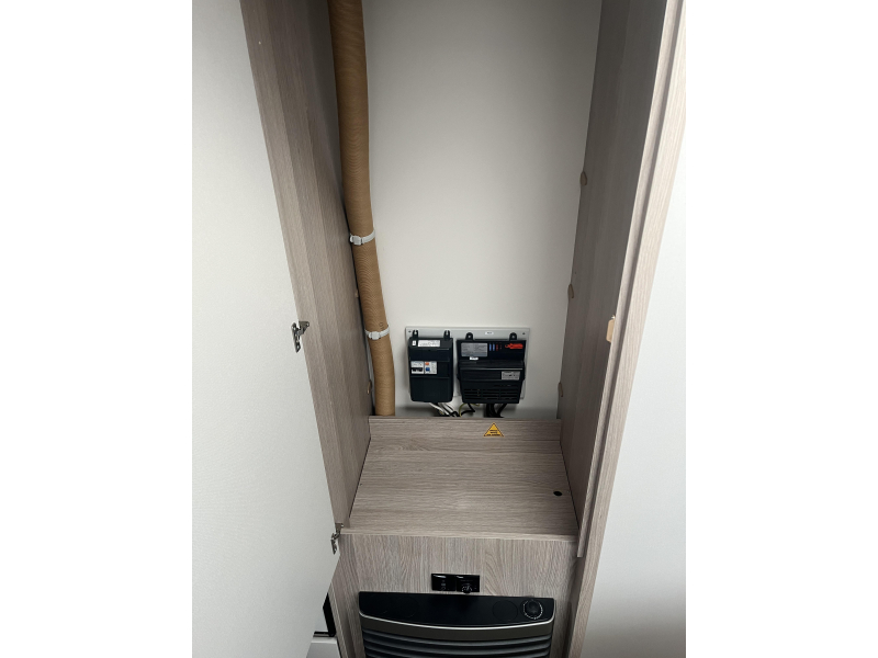 Bürstner Premio Life 480 TS - Mover - Cassette Luifel  foto: 10