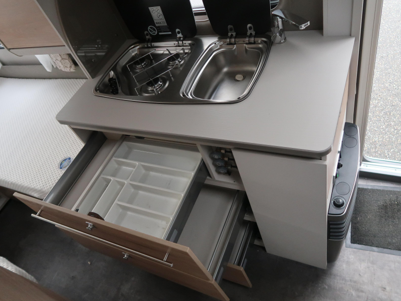 Dethleffs Nomad Avantgarde 460 LE ZGAN EN COMPLEET !!  foto: 14