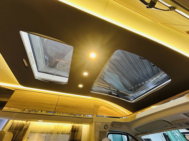 Adria CORAL S 600SL Plus, Autom&aacute;tico, Camas individuales, 1er Propietario 150CV foto: 20