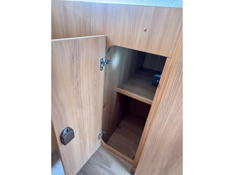 Hymer ML-T 580 - lits jumeaux photo: 18