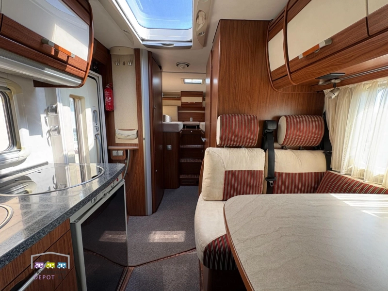 Hymer T 674 SL L&auml;ngsbetten Foto: 9