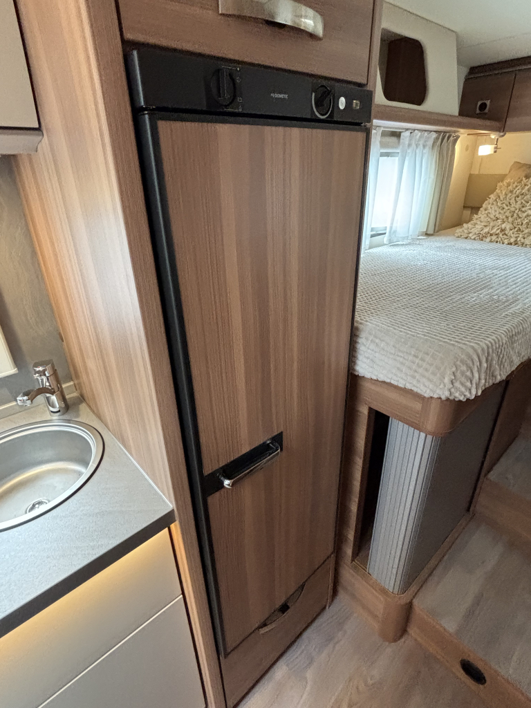 WE CaraLoft 600 MG ENKELE BEDDEN + AUTOMAAT EURO 6 foto: 7