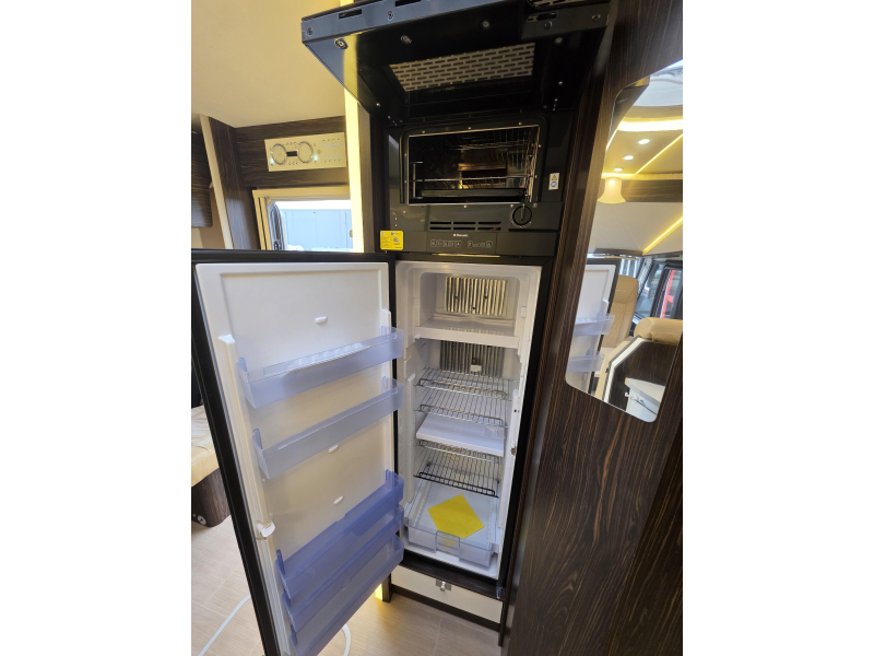 Bürstner Elegance 728 G  foto: 18