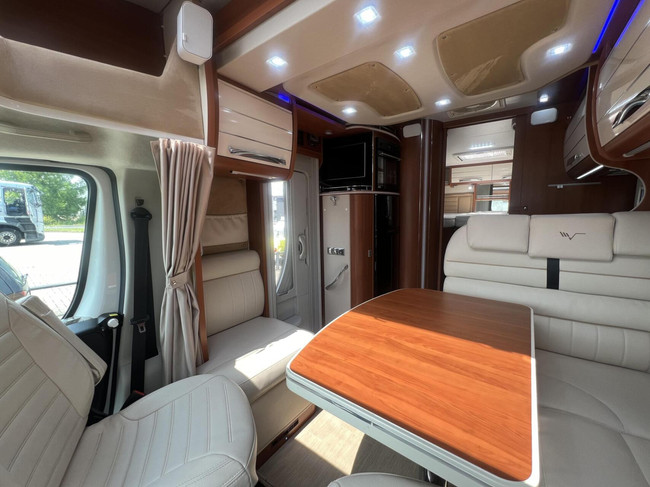 Mobilvetta KEA P65 premium klasse camper lengte en hefbed foto: 9