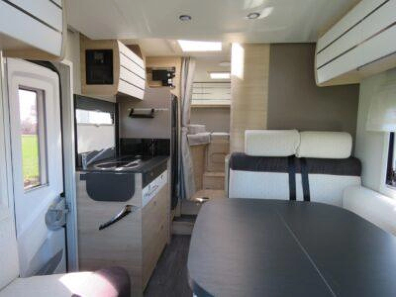Chausson 627 5 pers.met enkele bedden  foto: 4