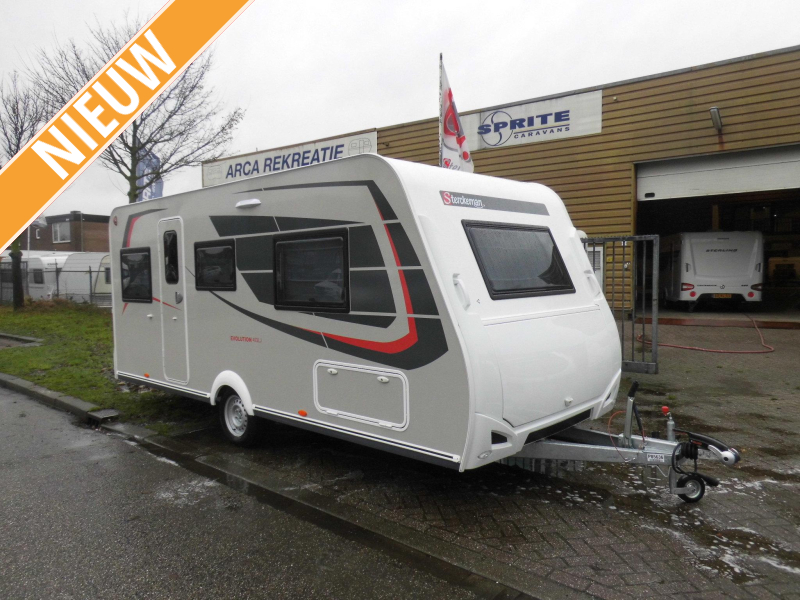 Sterckeman Evolution 492 LJ Nieuw! overjarig!