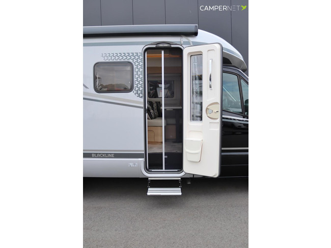 Hymer BMC-T 580 Blackline 170hp Automatic | Single beds | Lithium | Maxxfan | SLC Chassis | Seat heating | Awning | Leather upholstery photo: 5