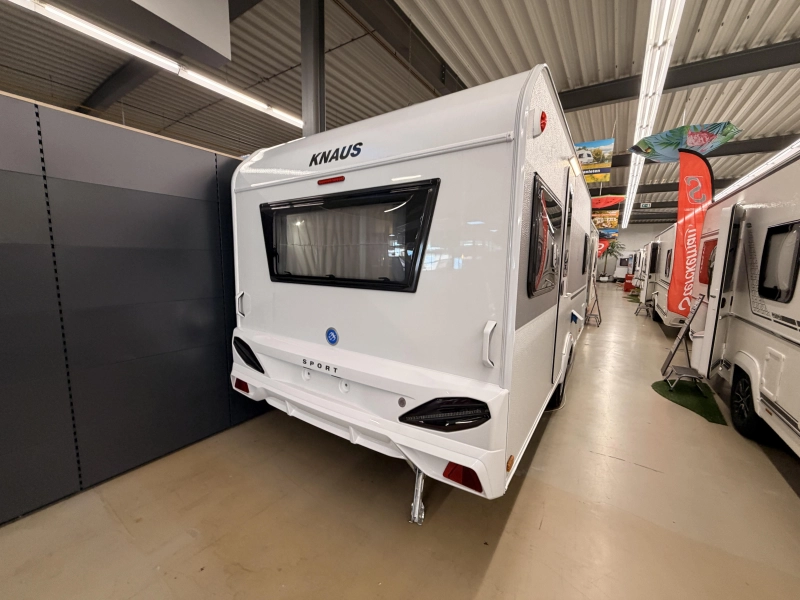 Knaus Sport 450 FU 1800 KG + Cama francesa foto: 1