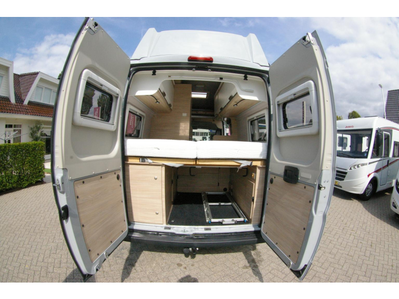 Knaus Boxstar 600 LIFETIME XL Camas individuales, 4 personas. foto: 14
