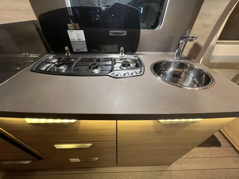 Knaus Sudwind 420 QD  foto: 8