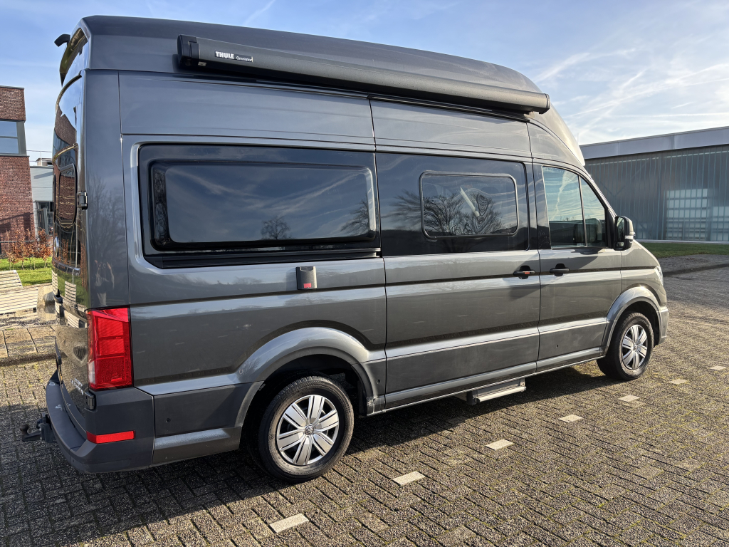 VOLKSWAGEN CRAFTER photo: 1