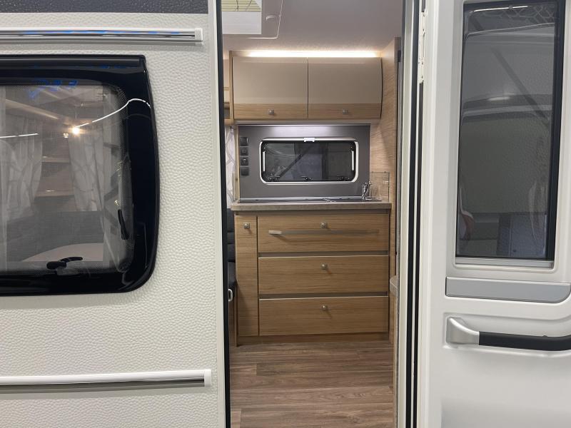 Fendt Bianco Selection 465 SFB + 1700KG+ Almeria+ €2000  foto: 4