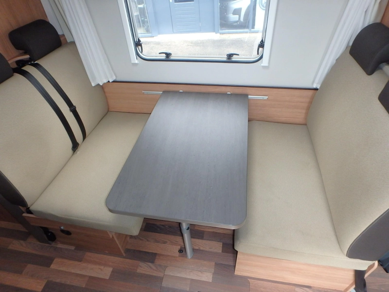 Weinsberg CaraHome 700 DG  foto: 8