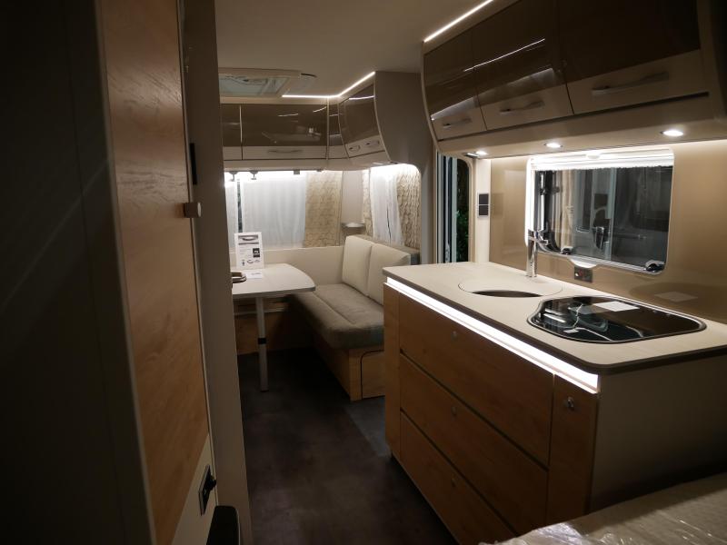 Dethleffs Nomad Avantgarde 510 LE GRATIS MOVER en LUIFEL  foto: 11