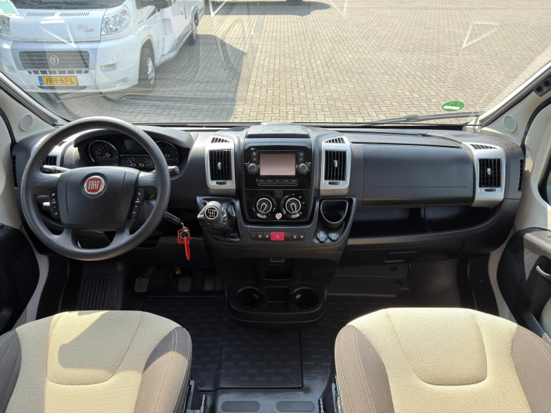 Chausson Twist 594 V 4-persoons  foto: 7