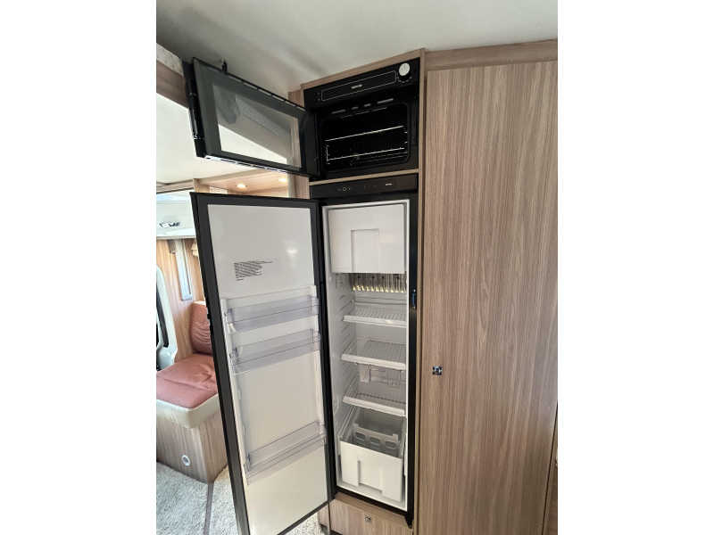 Bürstner Delfin T 660 zeer nette camper  foto: 17