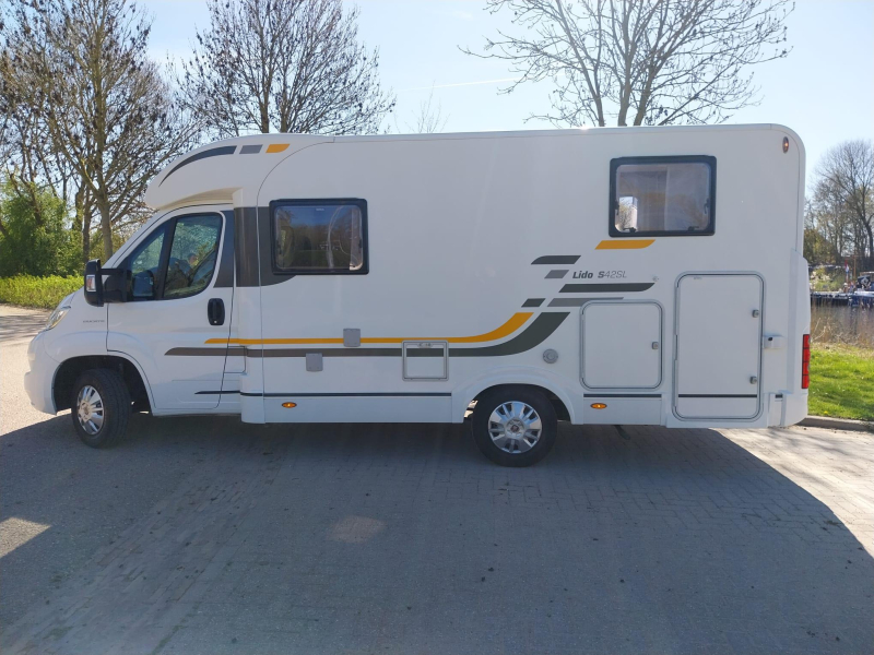 Sun Living Lido 42 SL con solo 93829 km foto: 8