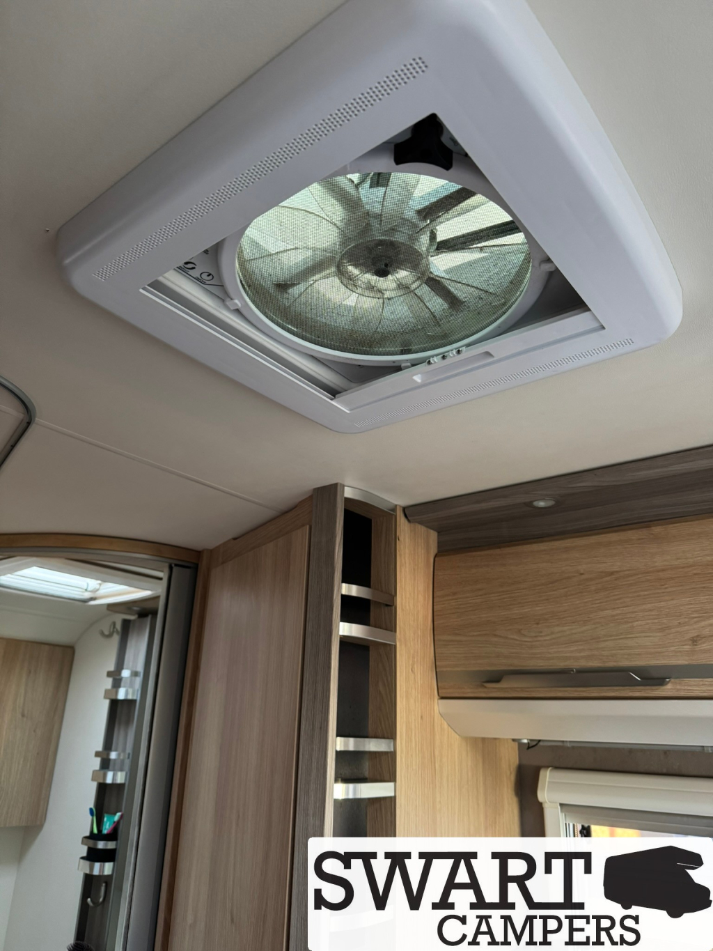 Knaus Sky TI 650 MF, Fransbed veel-opties foto: 14