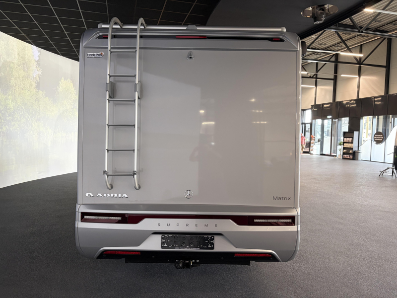Adria Matrix Supreme MB 670 SL automaat / trekhaak  foto: 4