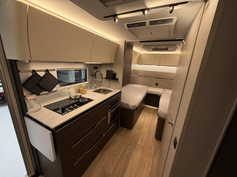 Adria Alpina Modelo 2027 foto: 12