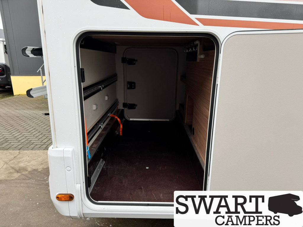 Weinsberg CaraCompact 600 MEG Edition [pepper] 160 CV 9 velocidades autom&aacute;tico foto: 22
