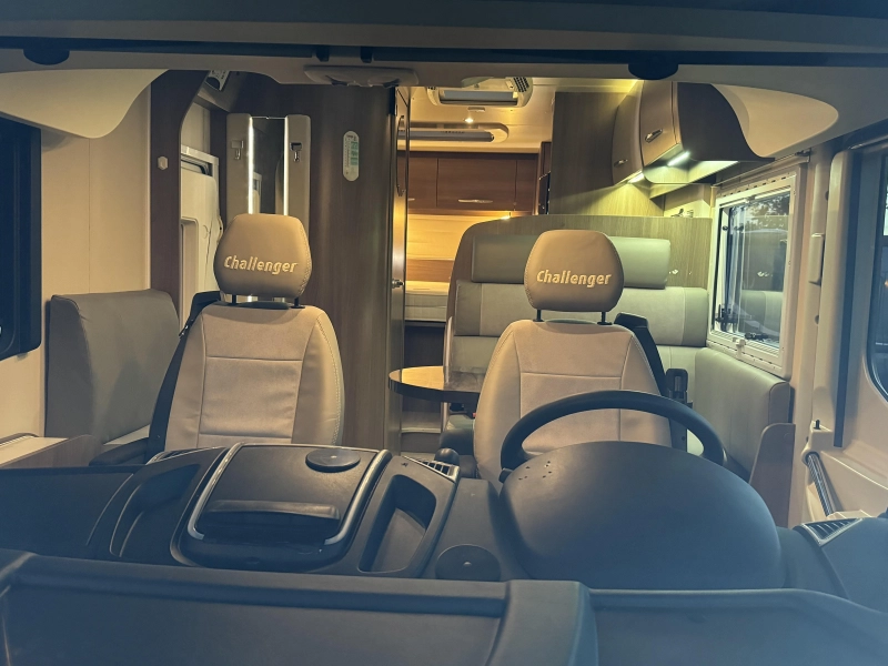Challenger Sirius 2098 Queensbed-Hefbed-2x Airco  foto: 23