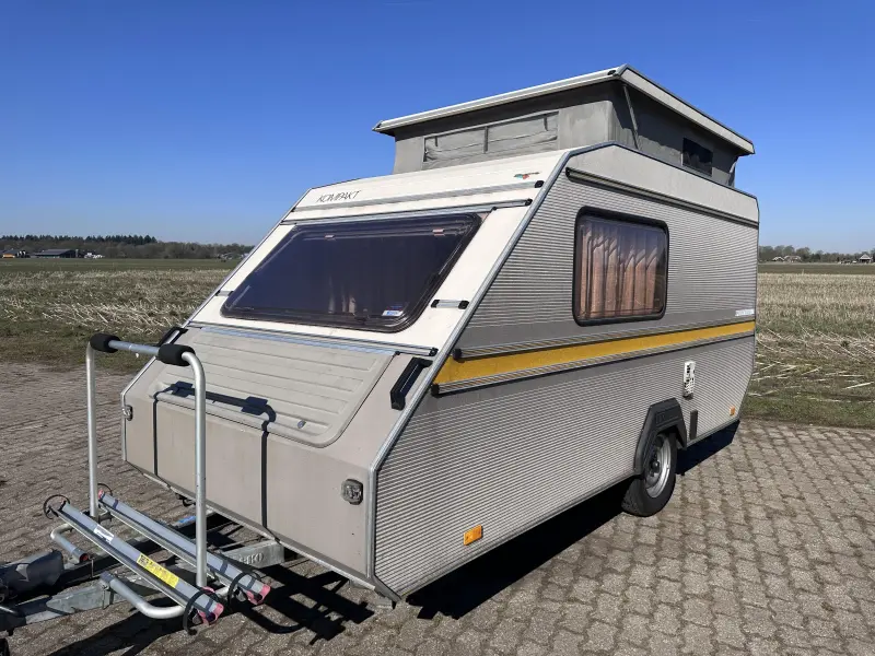 Poulet Compact 400 KK EK