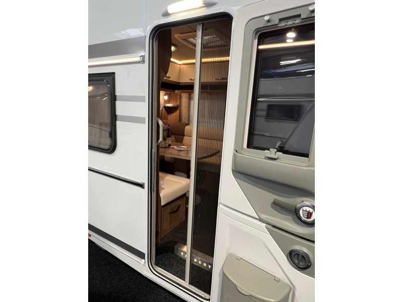 Tabbert Rossini 490 TD mover, luifel, fransbed  foto: 10