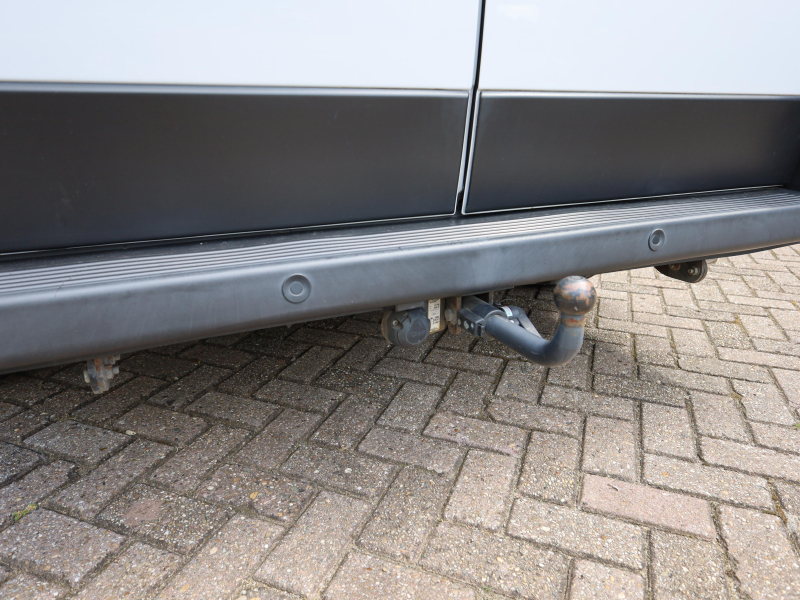 Malibu Van Charming 600 DB automatic | tow bar photo: 15