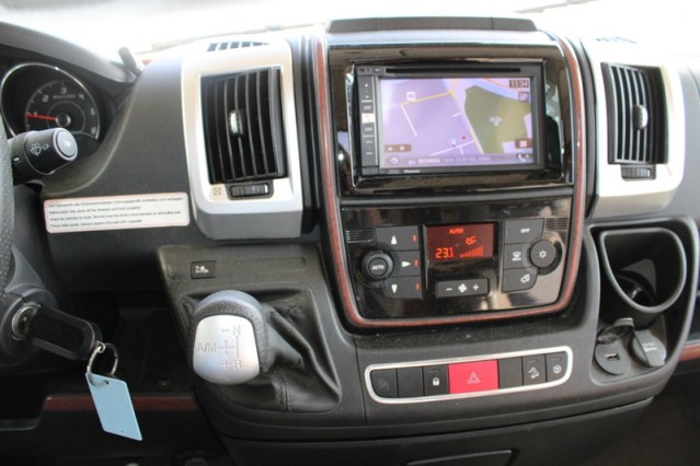 Carthago Chic E Line I 50 Yachting Fiat ocasi&oacute;n 05-2017 transmisi&oacute;n autom&aacute;tica Sistema de nivel (120 foto: 31