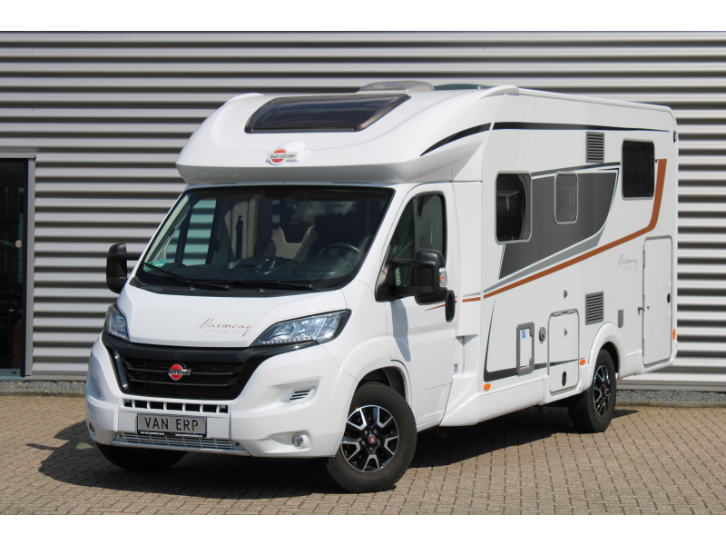 Bürstner Lyseo Harmony Line 690 Fiat 140PK Lengtebedden  foto: 1