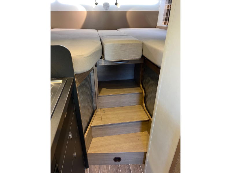 Adria Compact Axess SL Lengtebedden, TV, compact  foto: 15
