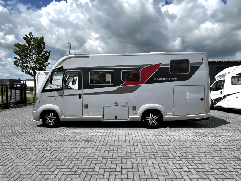 Bürstner Elegance 695 G Queensbed/Automaat/2016!  foto: 4