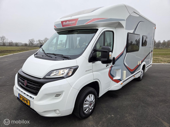 Challenger Graphite 290 camper ☆Hefbed cruise Euro-5 2015☆