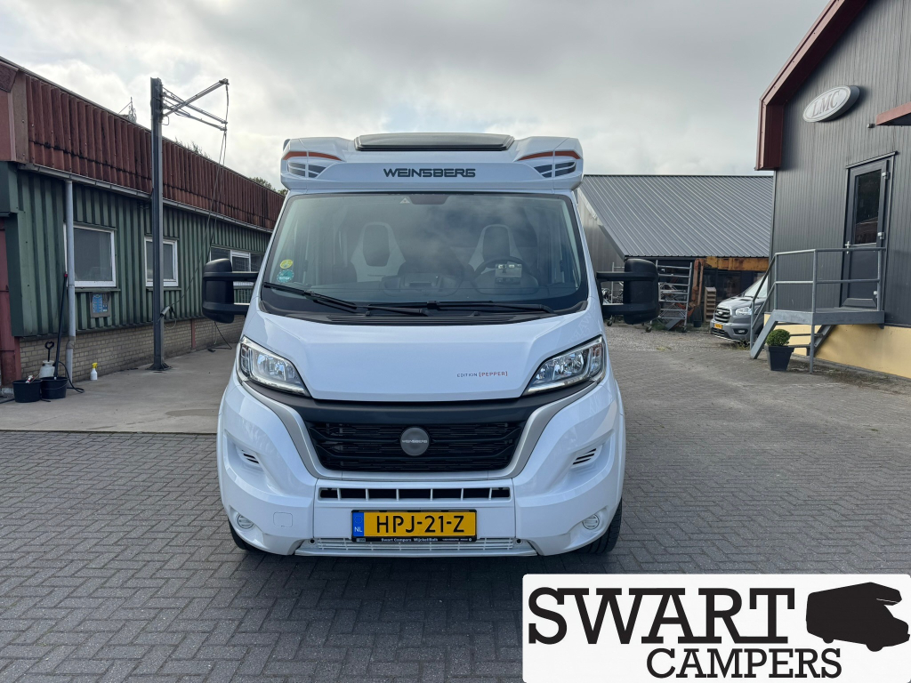 Weinsberg CaraCompact 600 MF Edition [pepper], French bed 140 hp Manual photo: 7